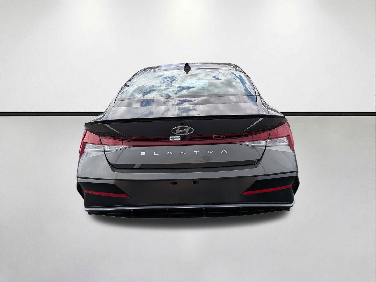 New 2026 Hyundai Elantra SEL Sport FWD image 5