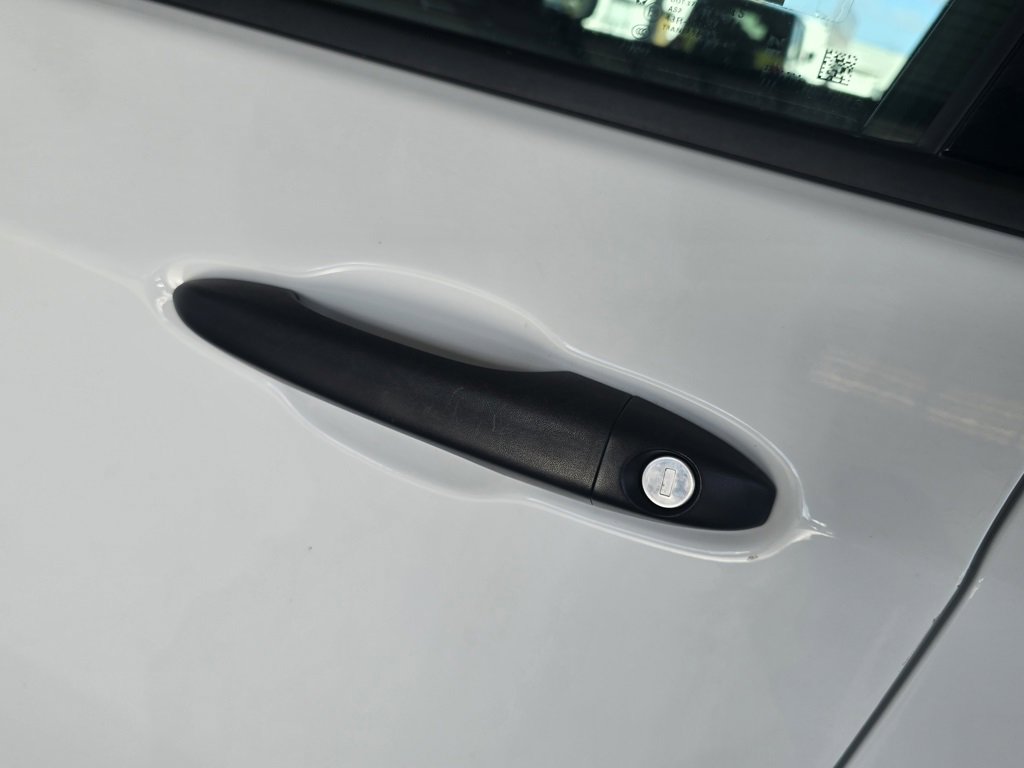 Used 2024 Jeep Compass Sport image 19