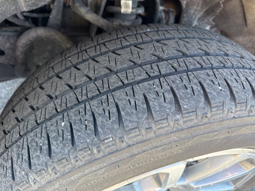 Used 2021 GMC Canyon Denali image 7