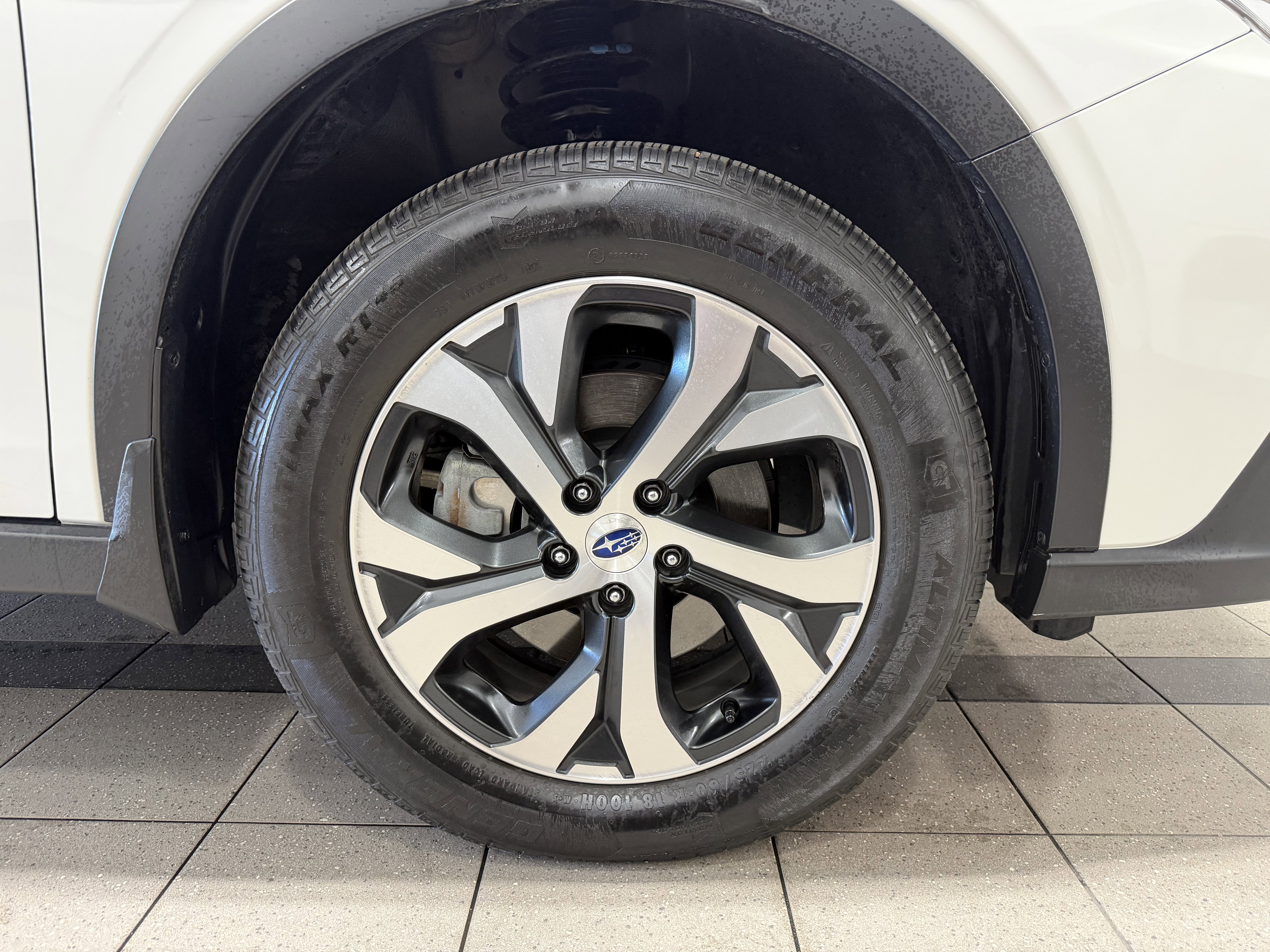 Used 2020 Subaru Outback Touring XT image 2