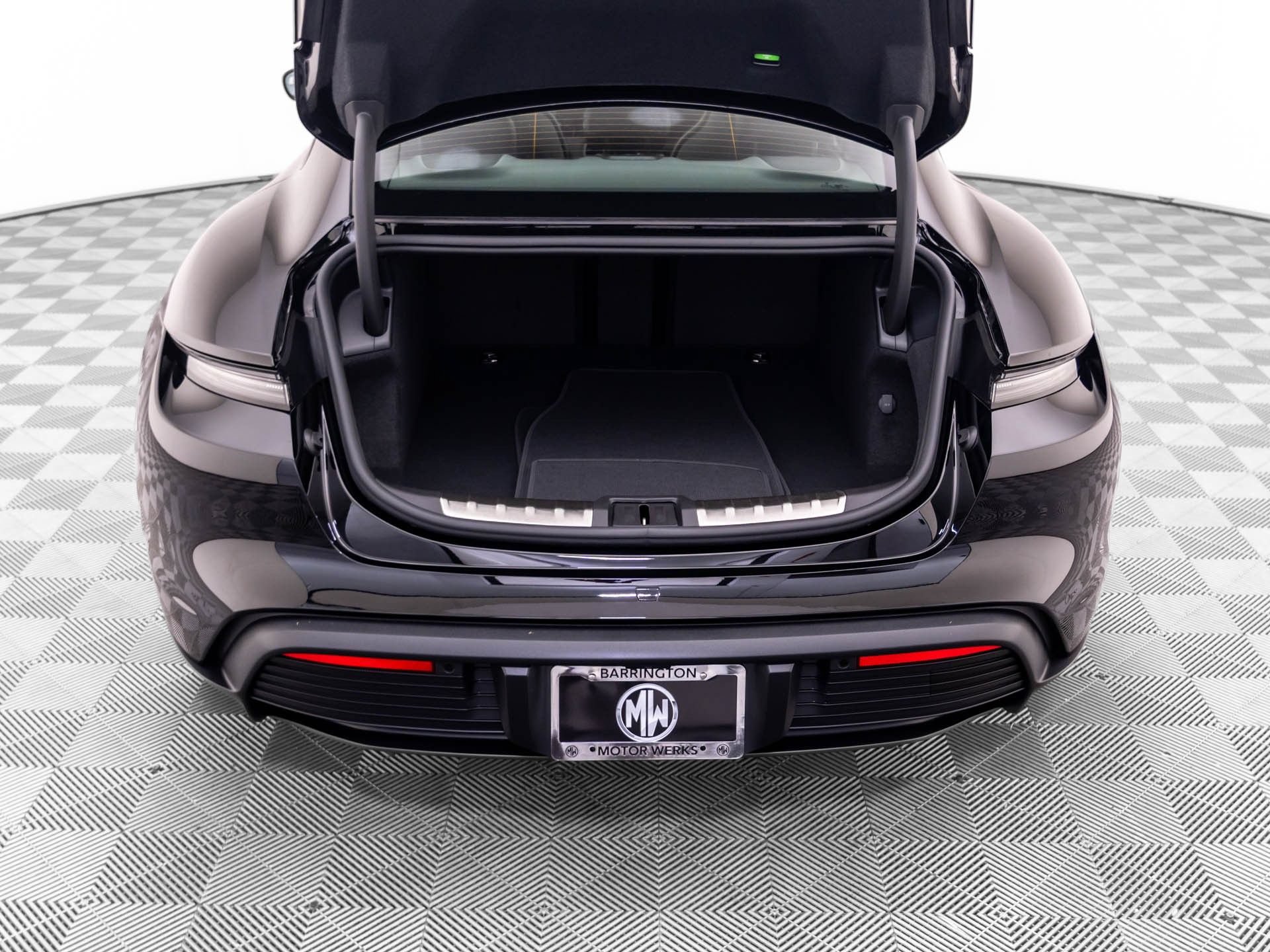New 2026 Porsche Taycan AWD/4WD image 36