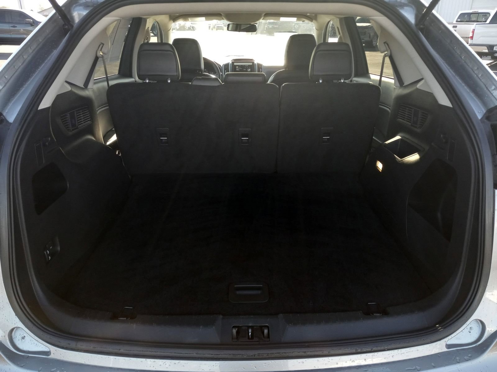 Used 2024 Ford Edge SEL image 12