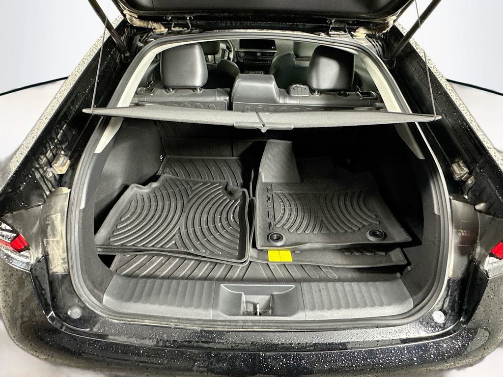 Used 2025 Toyota Prius XLE image 22