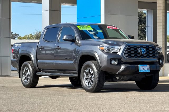 Used 2021 Toyota Tacoma TRD Off-Road w/ Technology Package RWD video 2