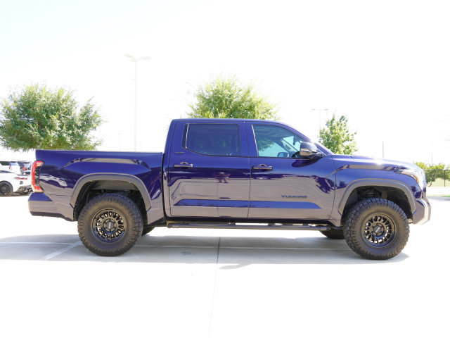Used 2024 Toyota Tundra Limited AWD/4WD image 11
