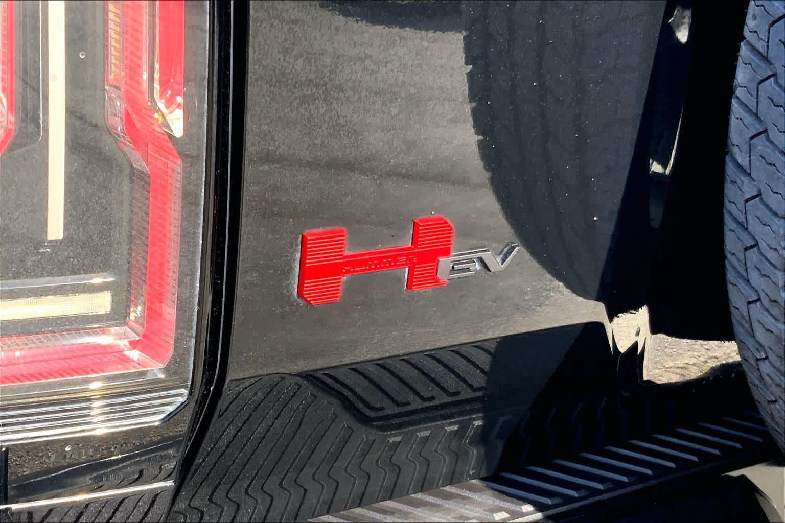 Used 2024 GMC Hummer EV 3X w/ LPO, Illumination Package AWD/4WD image 26