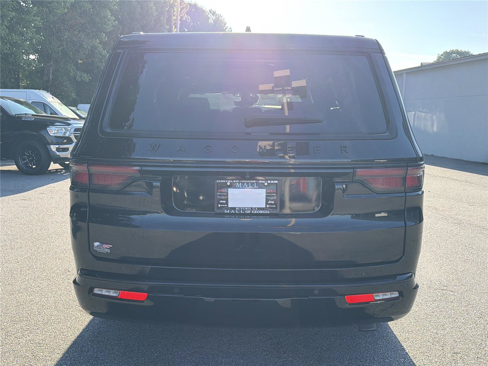 Used 2024 Jeep Wagoneer Series II w/ Convenience Group I AWD/4WD image 6