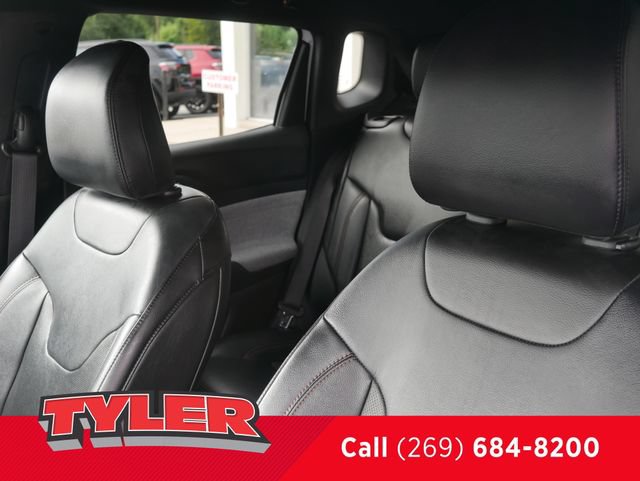 Certified 2023 Jeep Compass Latitude AWD/4WD image 37