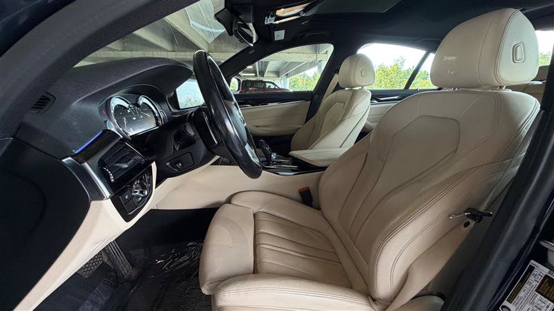 Used 2018 BMW 530i xDrive AWD/4WD image 23