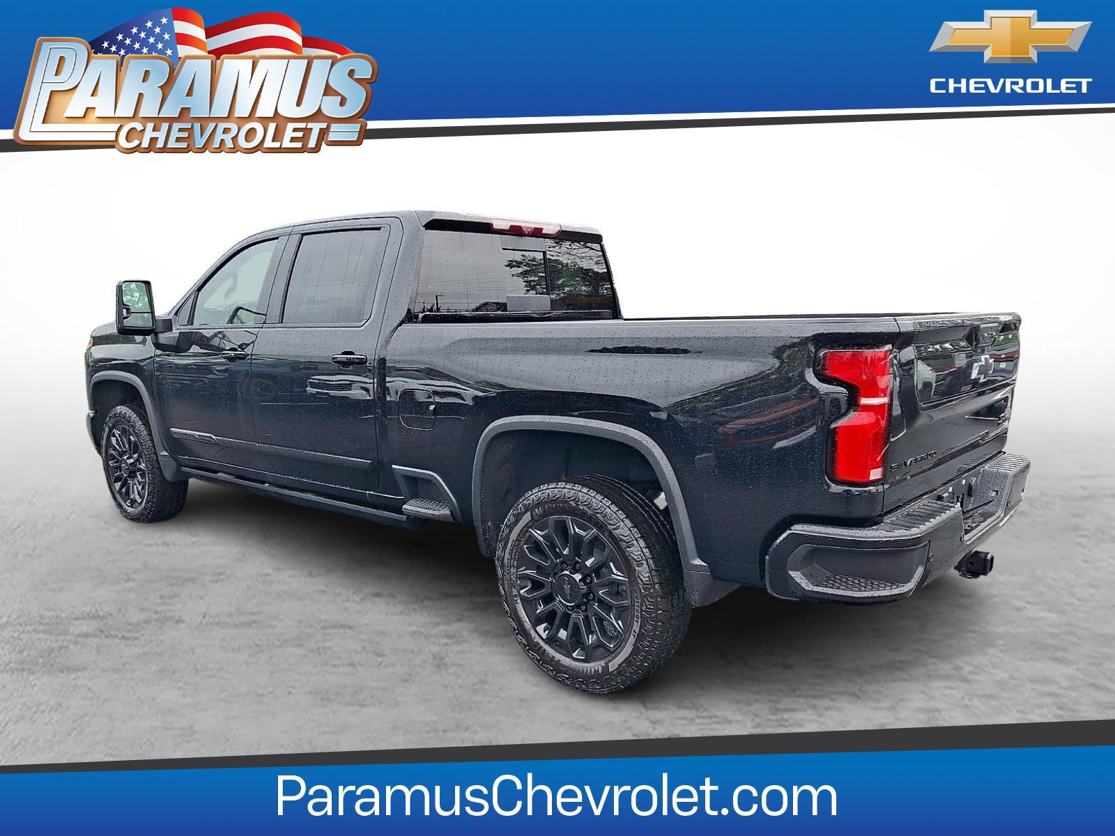 New 2026 Chevrolet Silverado 2500 High Country w/ High Country Premium Package AWD/4WD image 3