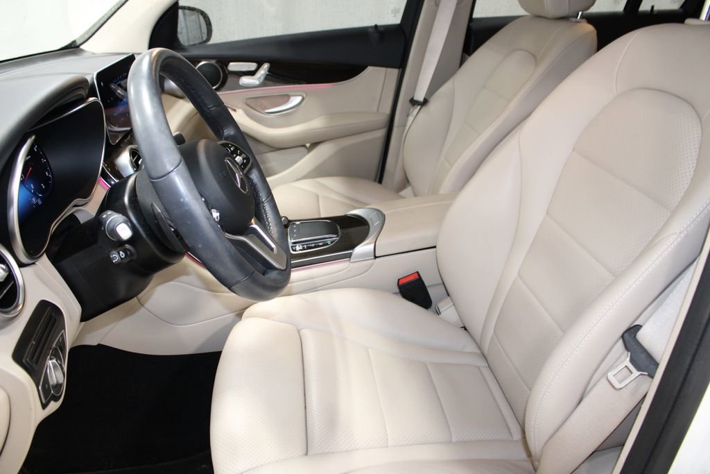 Used 2022 Mercedes-Benz GLC 300 4MATIC image 31