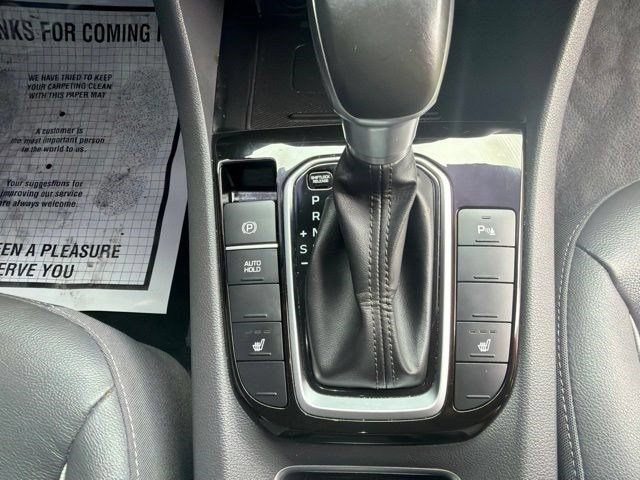Used 2020 Hyundai Ioniq Limited FWD image 38