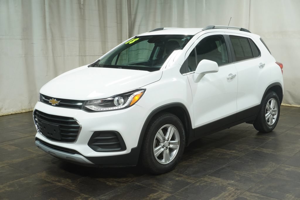 Used 2018 Chevrolet Trax LT w/ Driver Confidence Package FWD image 2