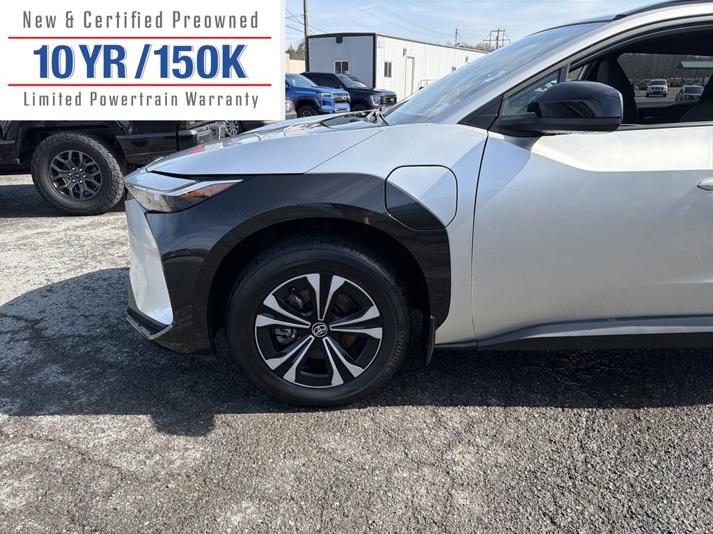 Used 2023 Toyota bZ4X XLE w/ Weather Package image 11