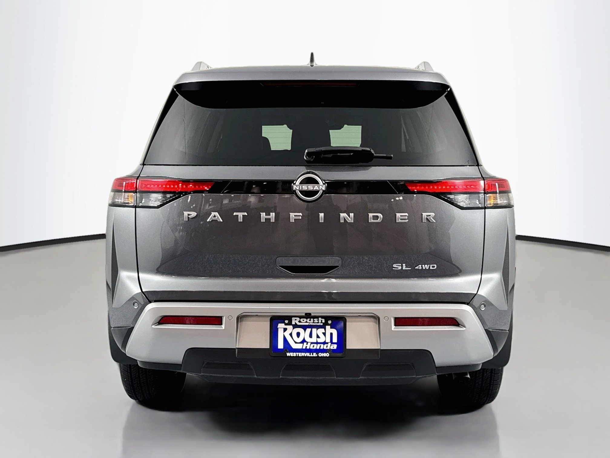 Used 2025 Nissan Pathfinder SL AWD/4WD image 6