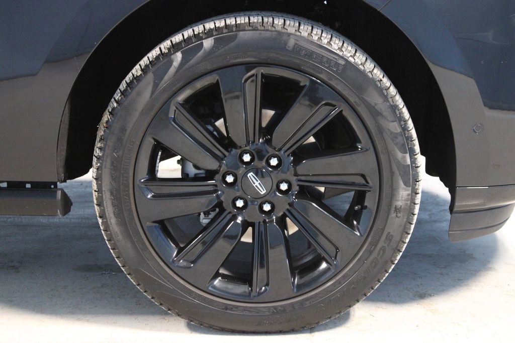 Used 2024 Lincoln Navigator L Reserve image 39