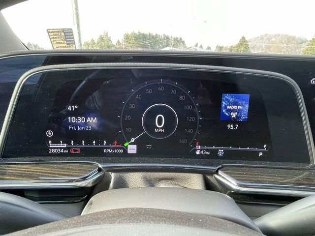 Used 2023 Cadillac Escalade Premium Luxury image 21