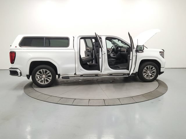 Used 2023 GMC Sierra 1500 Denali AWD/4WD image 17
