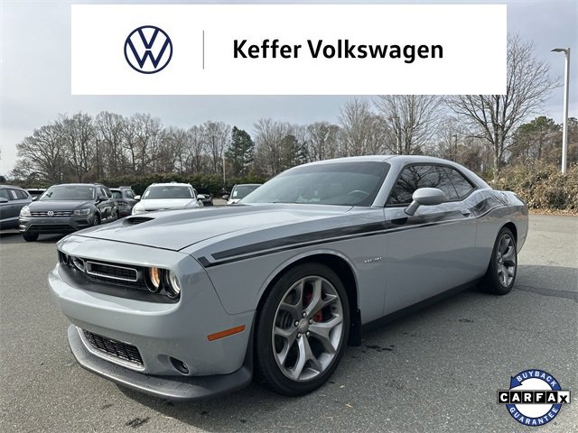 Used 2021 Dodge Challenger R/T image 1