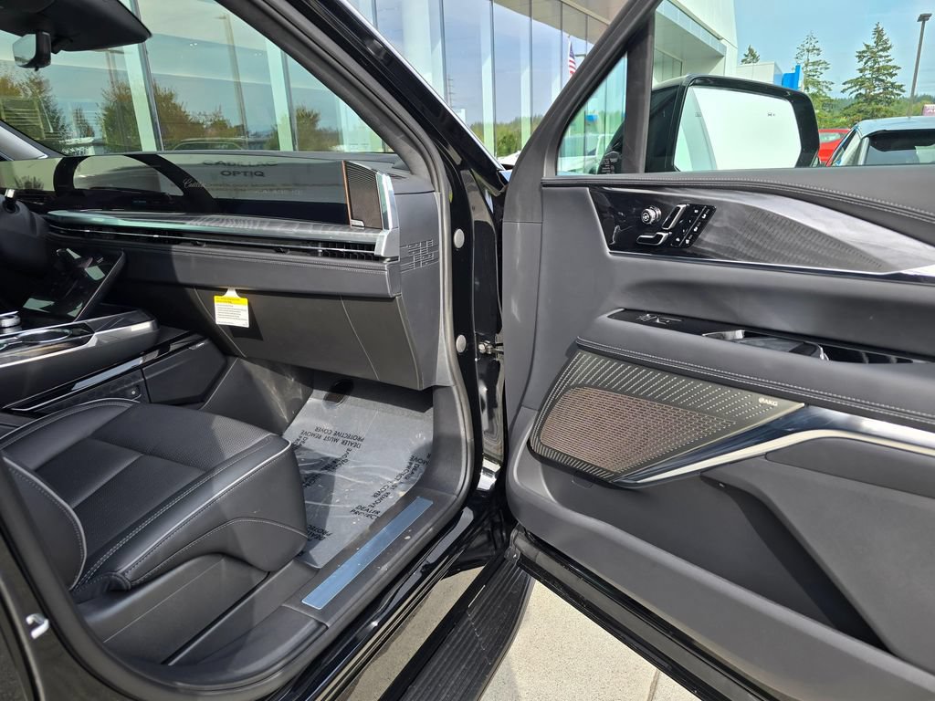 New 2026 Cadillac Escalade IQL Sport 2 AWD/4WD image 10