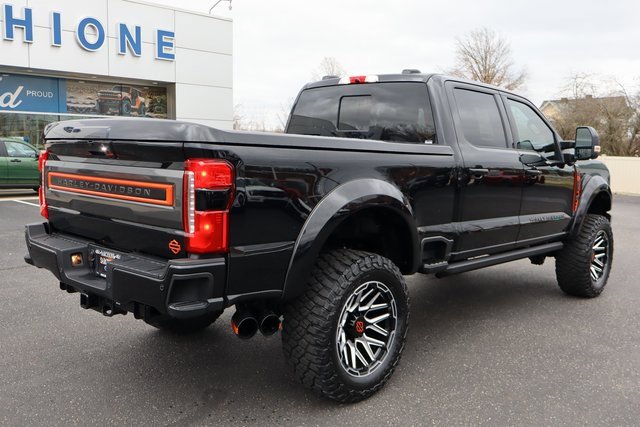 New 2026 Ford F250 Lariat w/ Black Appearance Package image 3
