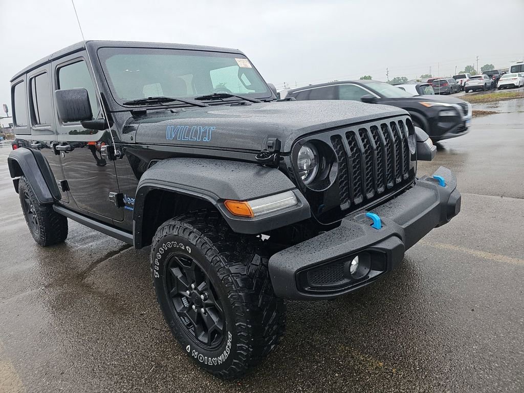 Used 2023 Jeep Wrangler Unlimited w/ Cold Weather Group AWD/4WD image 7