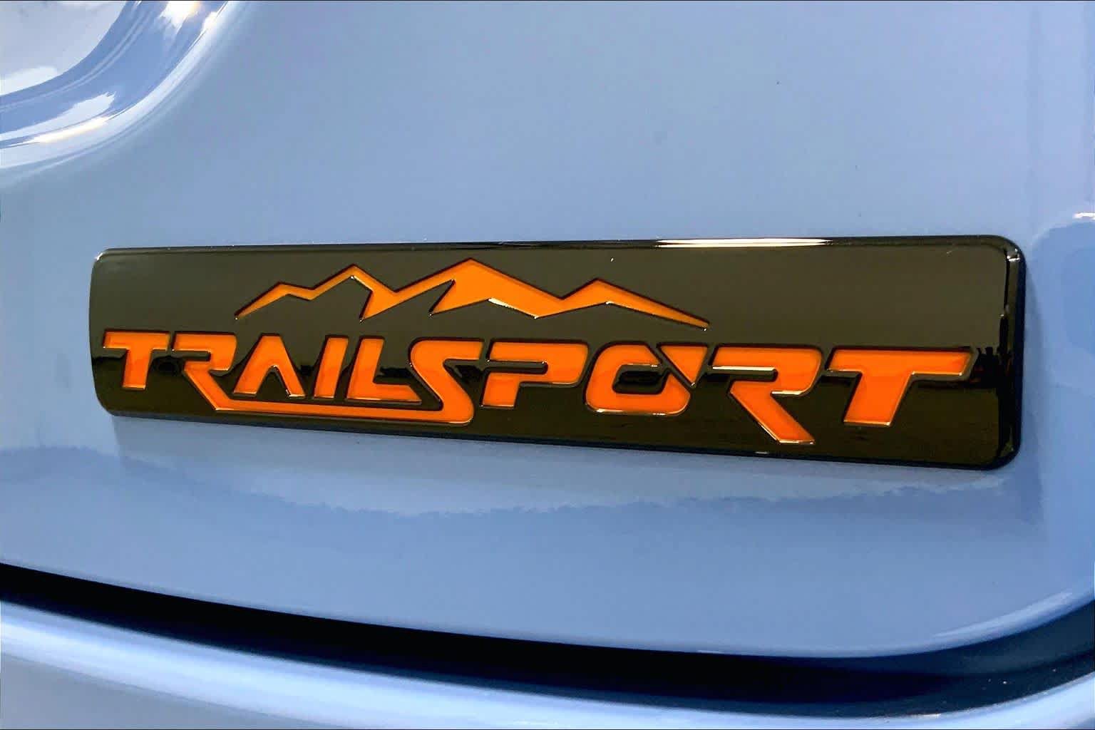 Used 2025 Honda Pilot TrailSport image 29