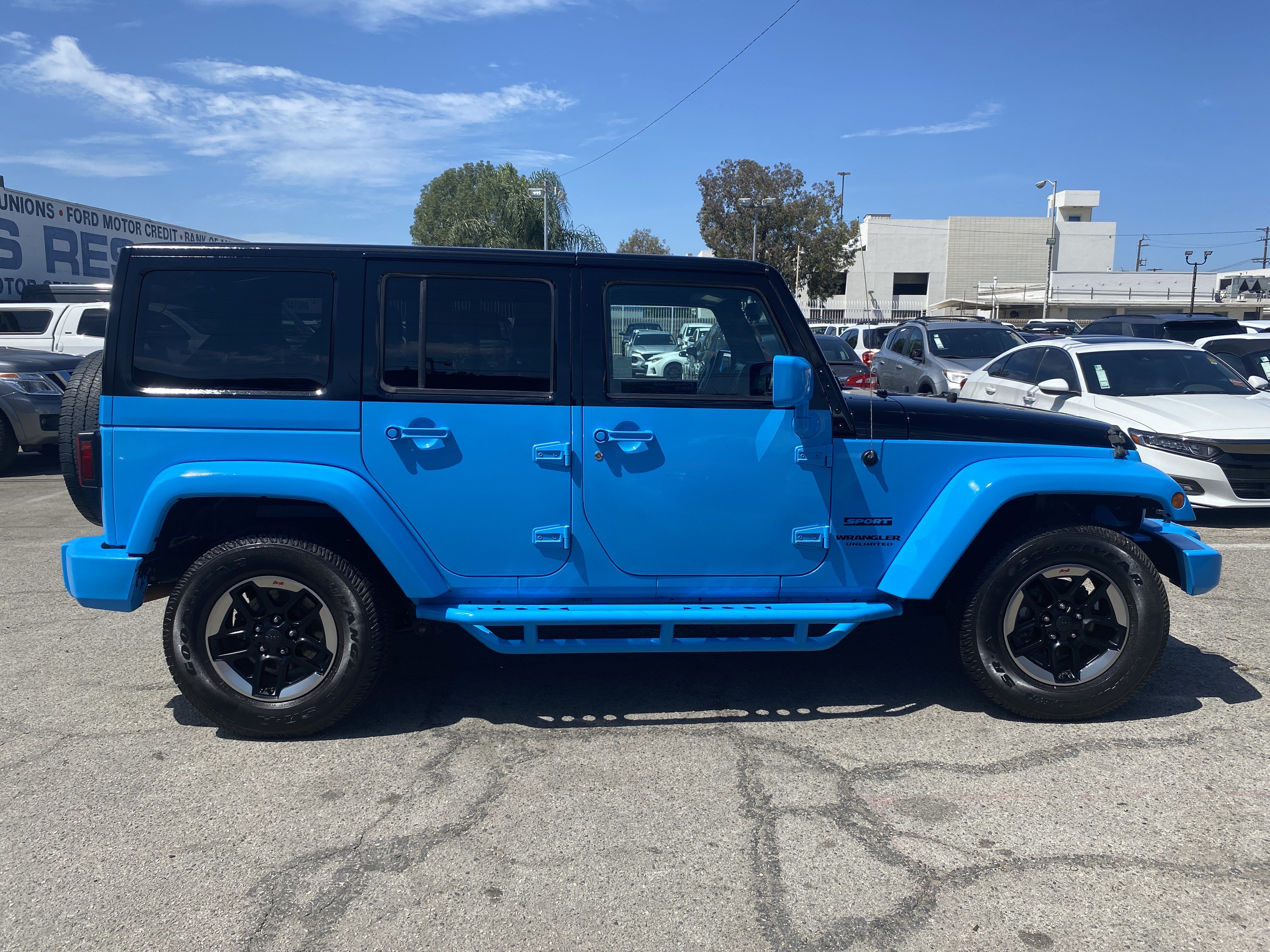 Used 2017 Jeep Wrangler Unlimited Sport w/ Quick Order Package 24S AWD/4WD image 10