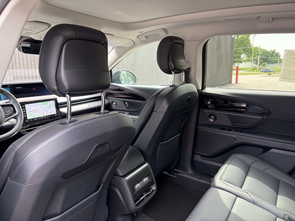 New 2026 Lincoln Nautilus Premier w/ Equipment Group 102A AWD/4WD image 20