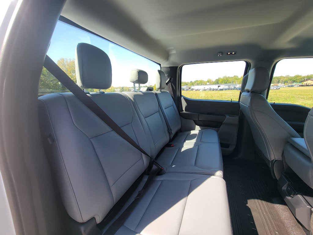 New 2026 Ford F250 XL image 32