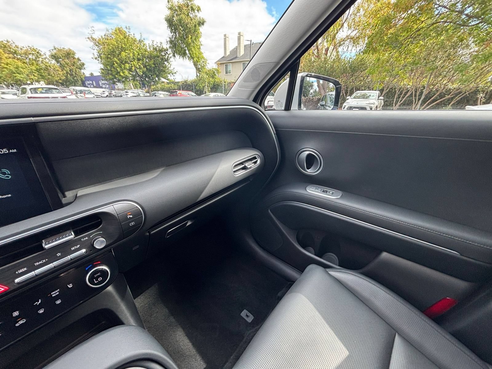 Used 2026 Hyundai Palisade SEL FWD image 38