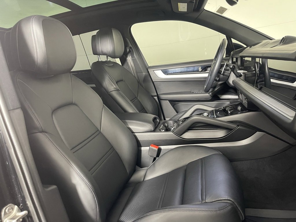 Certified 2024 Porsche Cayenne image 20