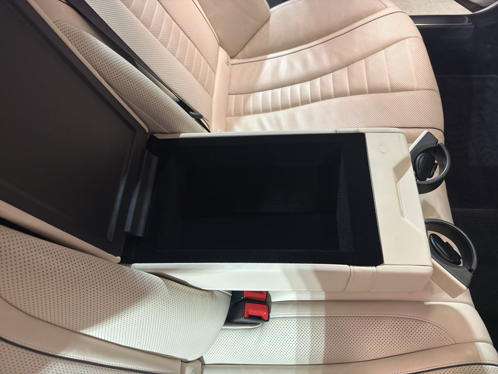 Used 2015 Mercedes-Benz S 550 Sedan image 28
