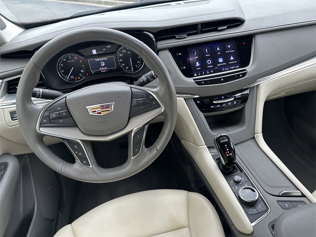 Used 2020 Cadillac XT5 Premium Luxury image 31