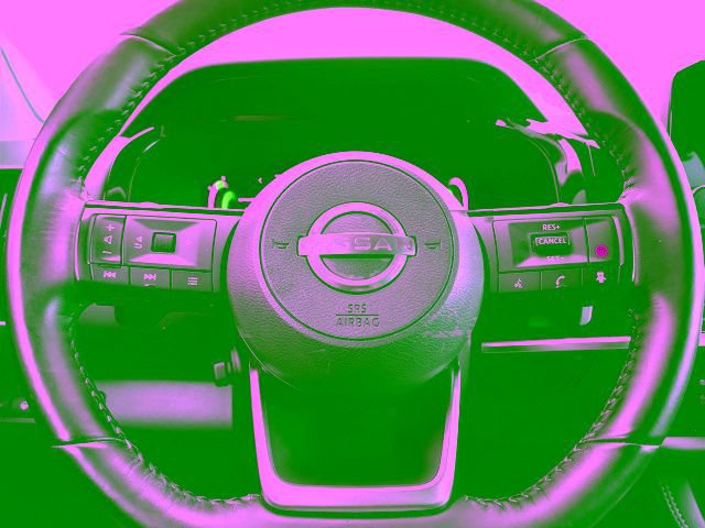 Used 2024 Nissan Pathfinder Platinum w/ Black Appearance Package FWD image 30