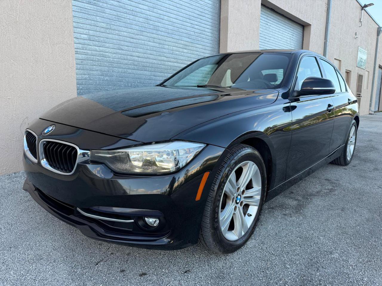 Used 2016 BMW 328i Sedan RWD image 3