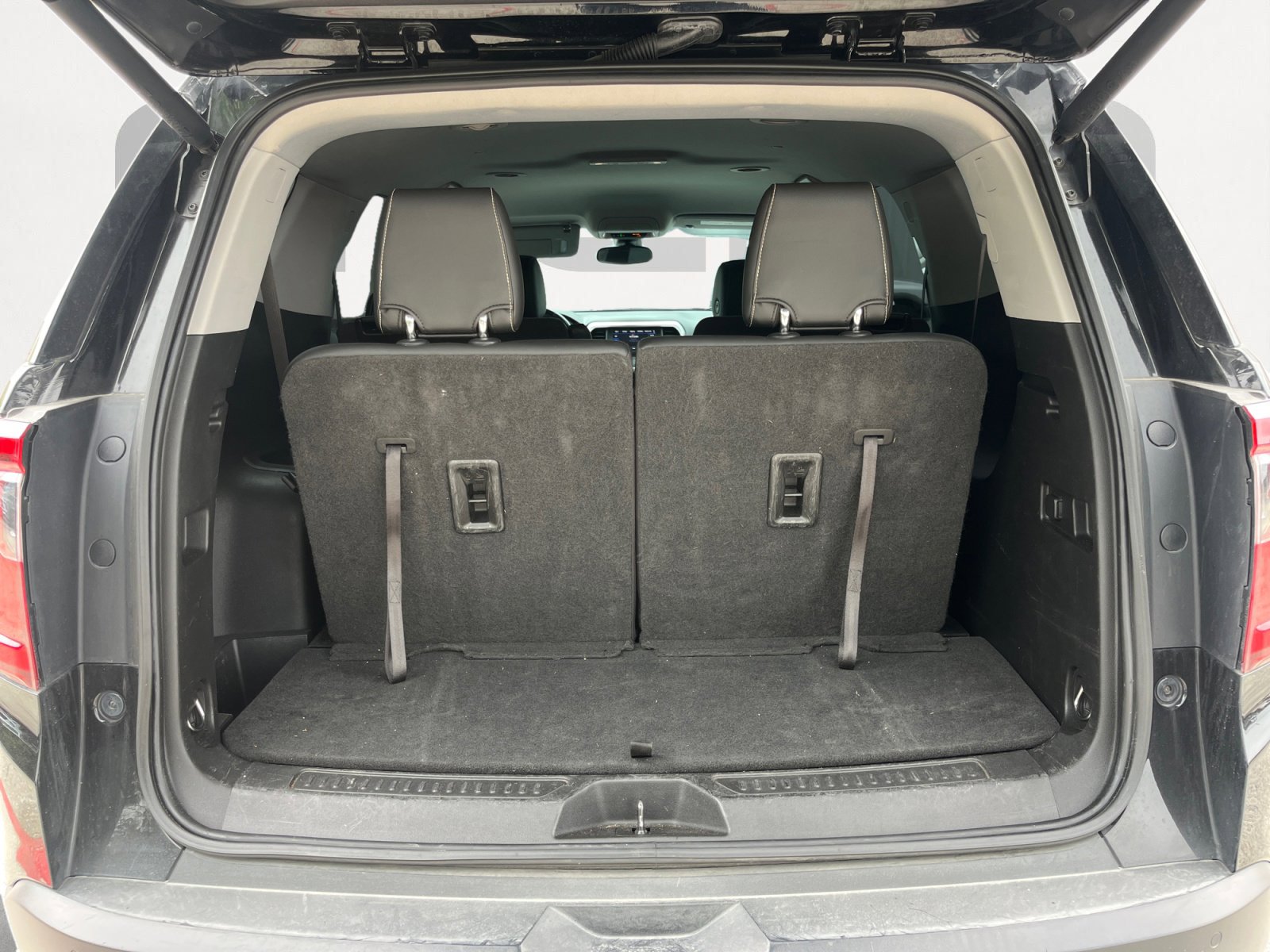 Used 2021 GMC Acadia SLT w/ Elevation Edition FWD image 12
