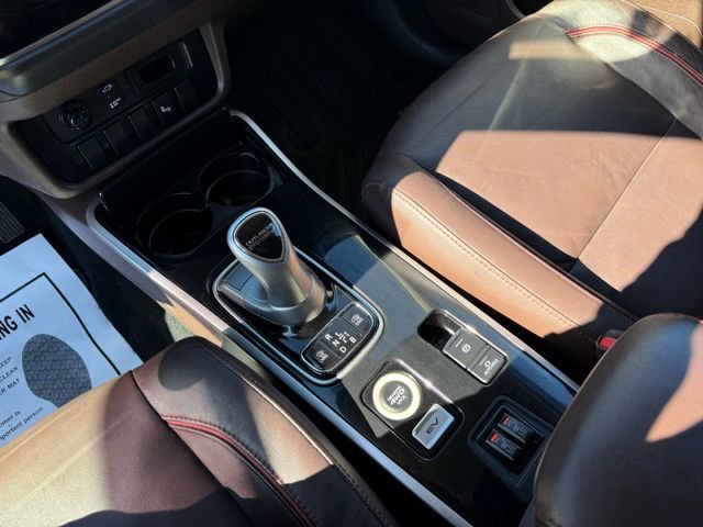Used 2018 Mitsubishi Outlander 4WD Plug-In Hybrid image 22