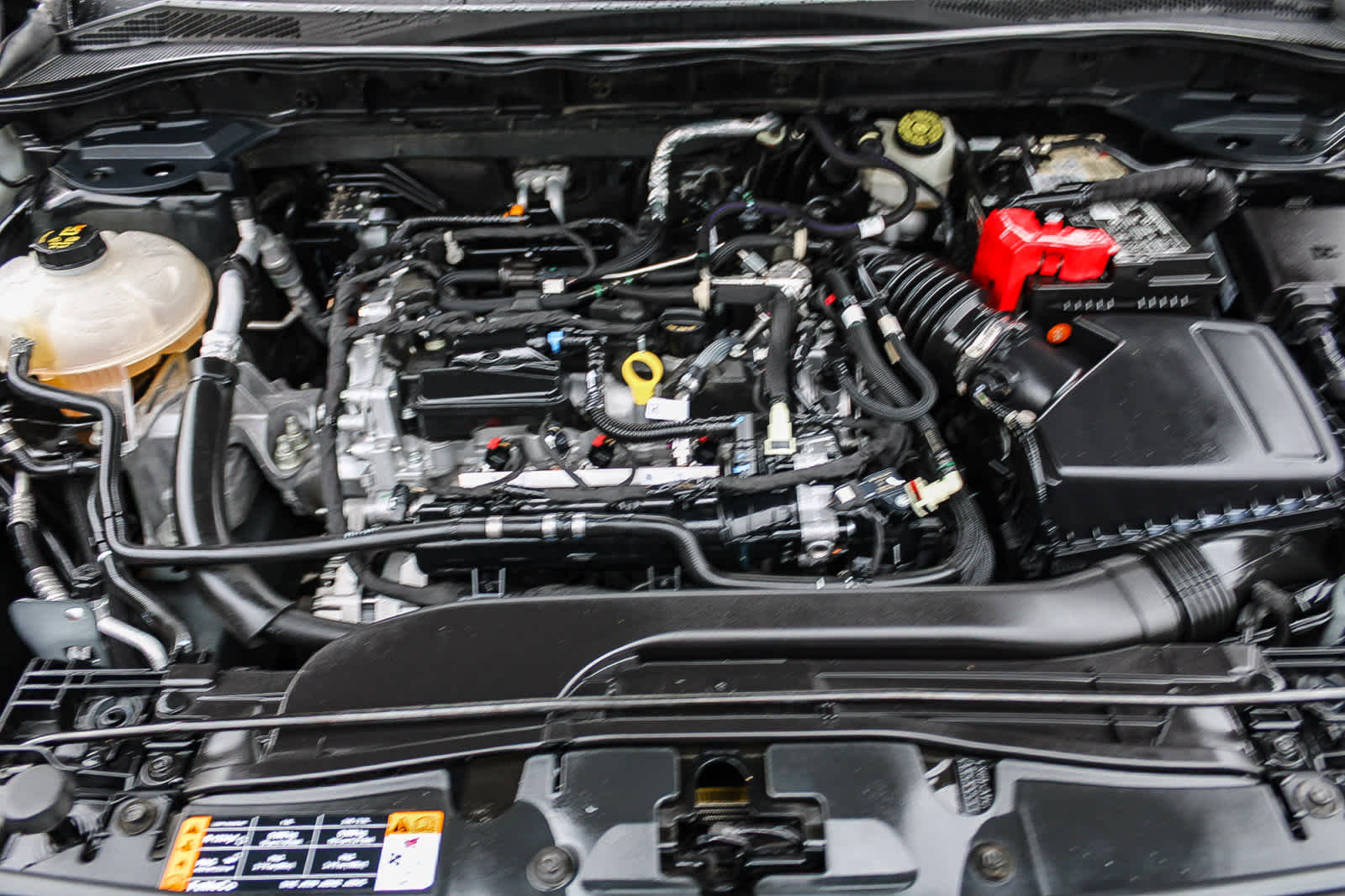 Used 2022 Ford Escape SE w/ SE Sport Appearance Package image 27