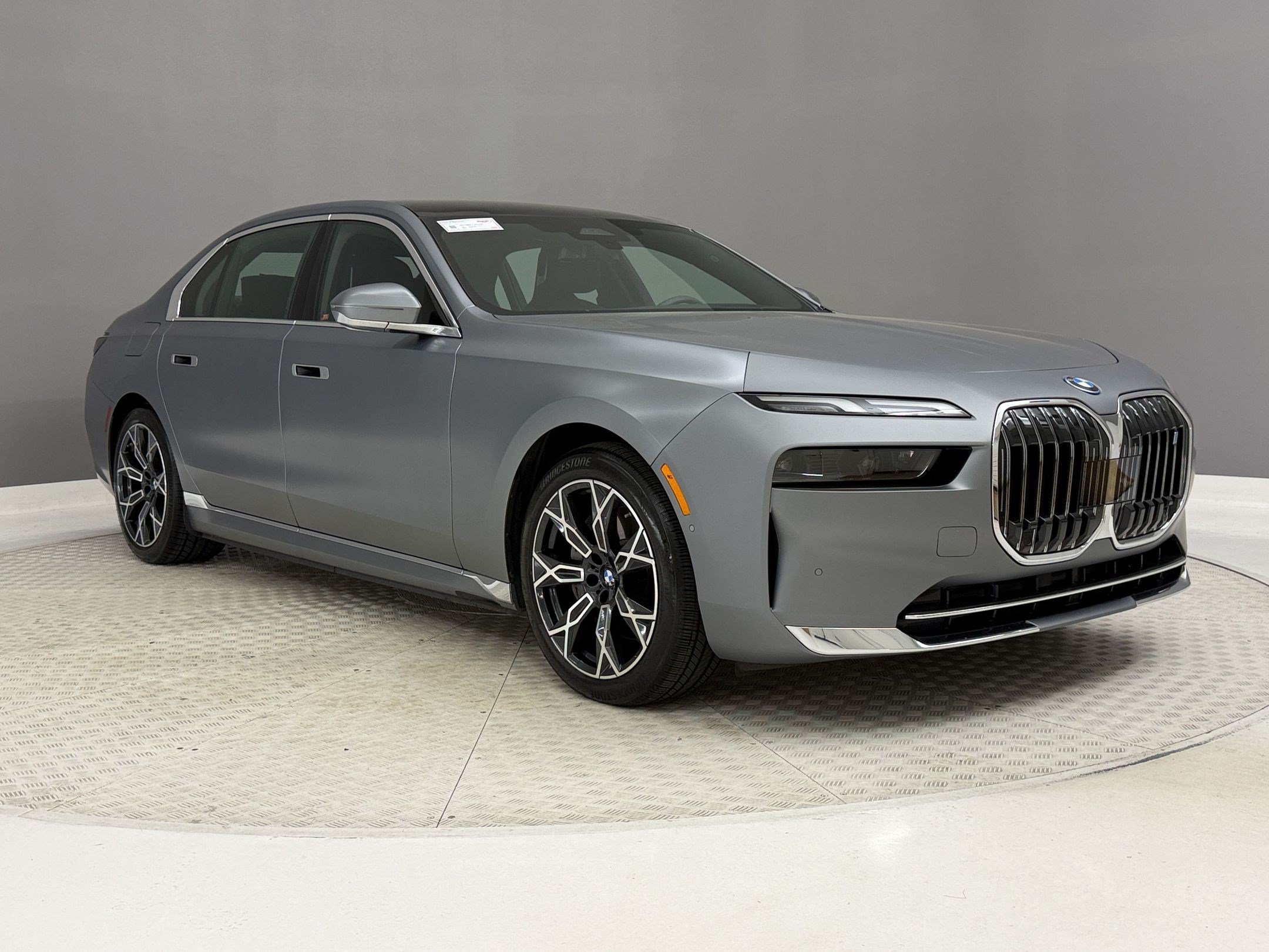 Certified 2023 BMW i7 xDrive60 AWD/4WD image 7