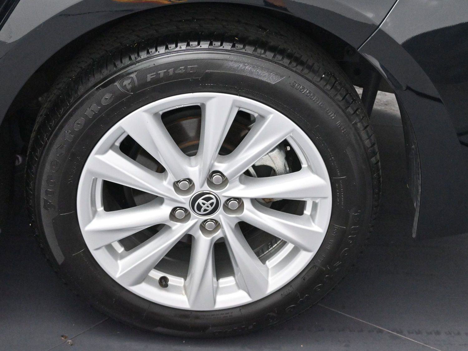 Used 2024 Toyota Corolla LE w/ LE Convenience Package image 30
