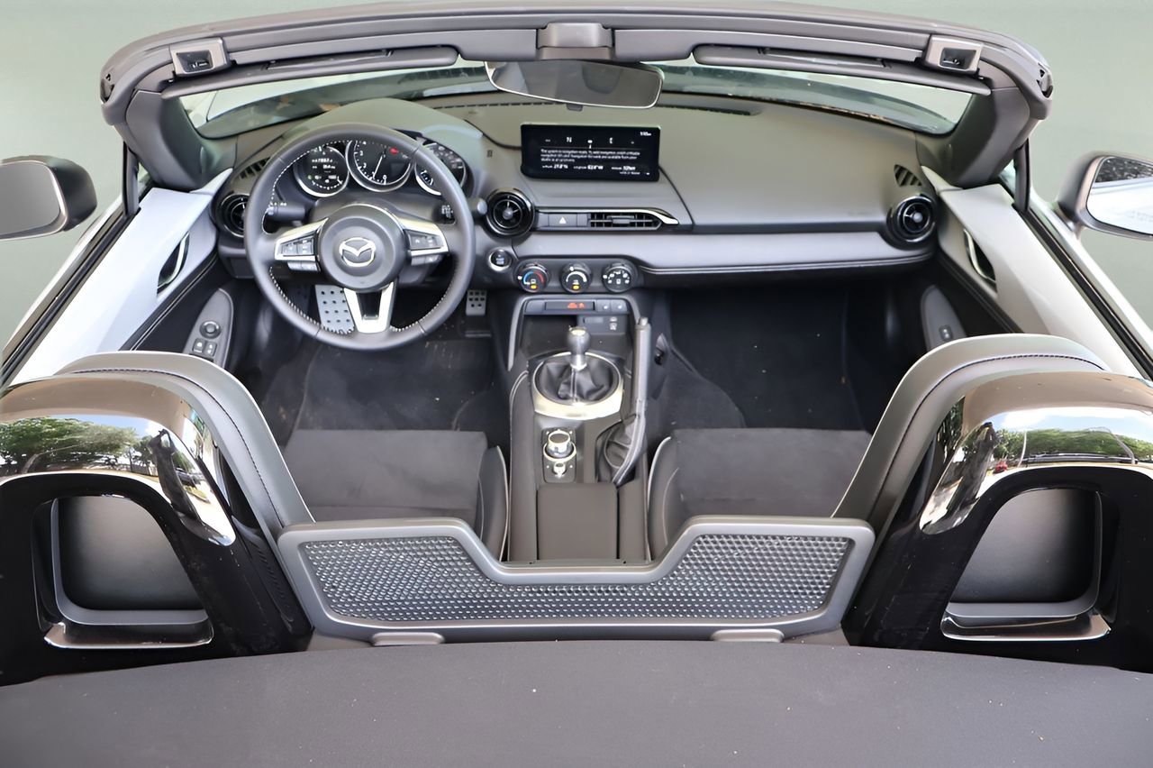 Used 2025 MAZDA MX-5 Miata Club w/ Brembo/BBS Recaro Package image 14
