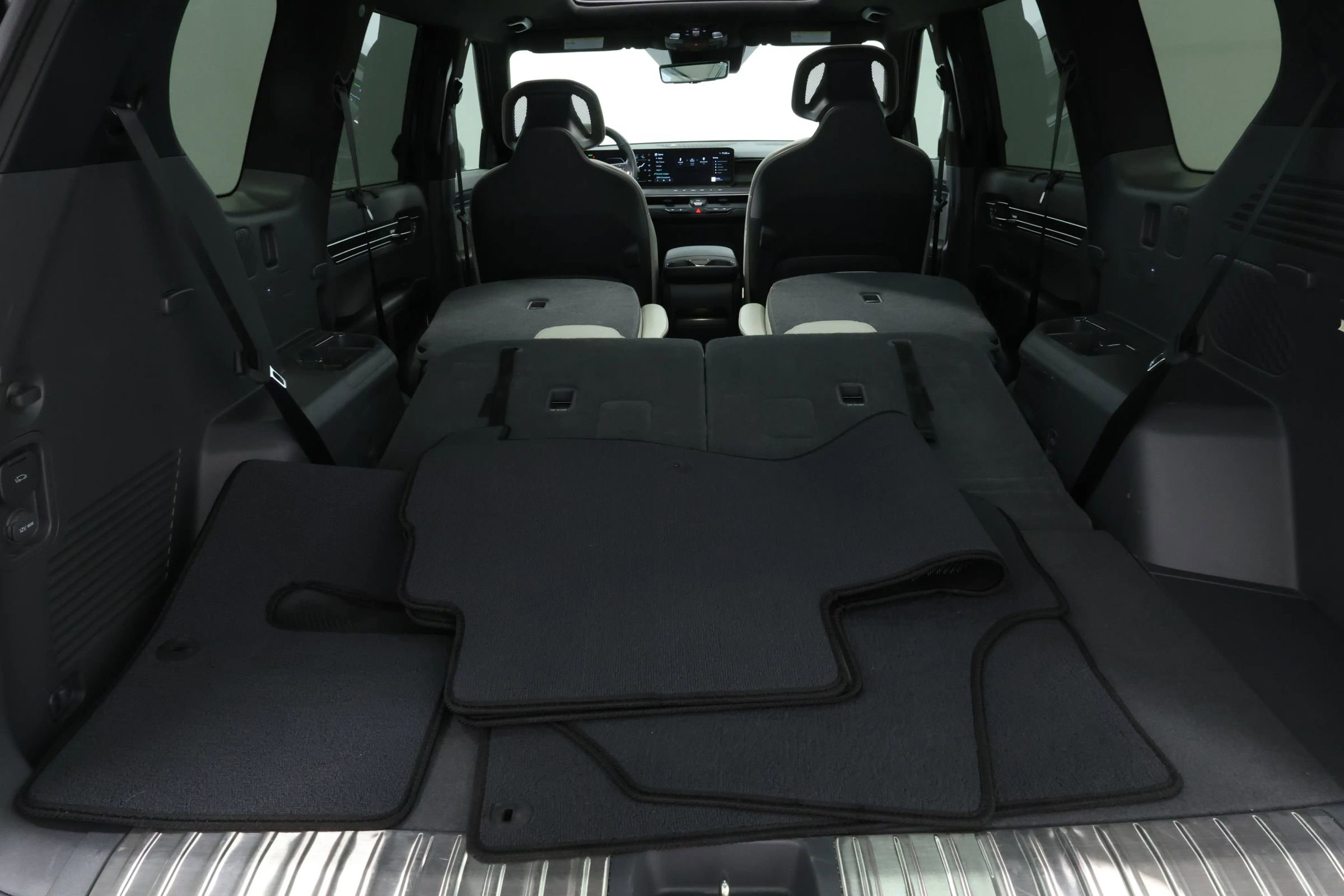 Used 2024 Kia EV9 GT-Line image 95