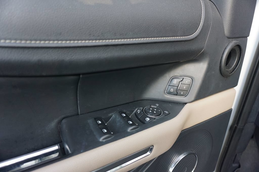 Used 2022 Ford Expedition Max XLT AWD/4WD image 4
