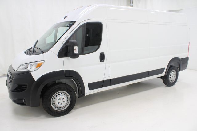 Used 2025 RAM ProMaster 2500 w/ Convenience Group image 2