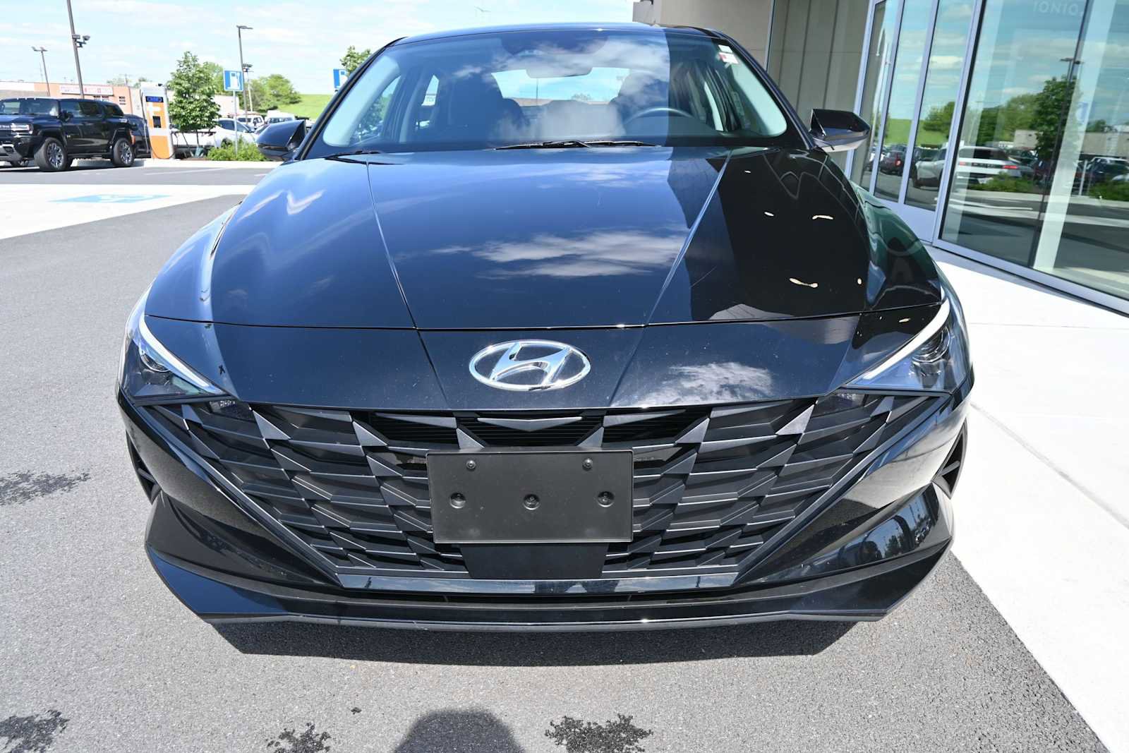 Certified 2023 Hyundai Elantra SEL w/ Convenience Package FWD image 3