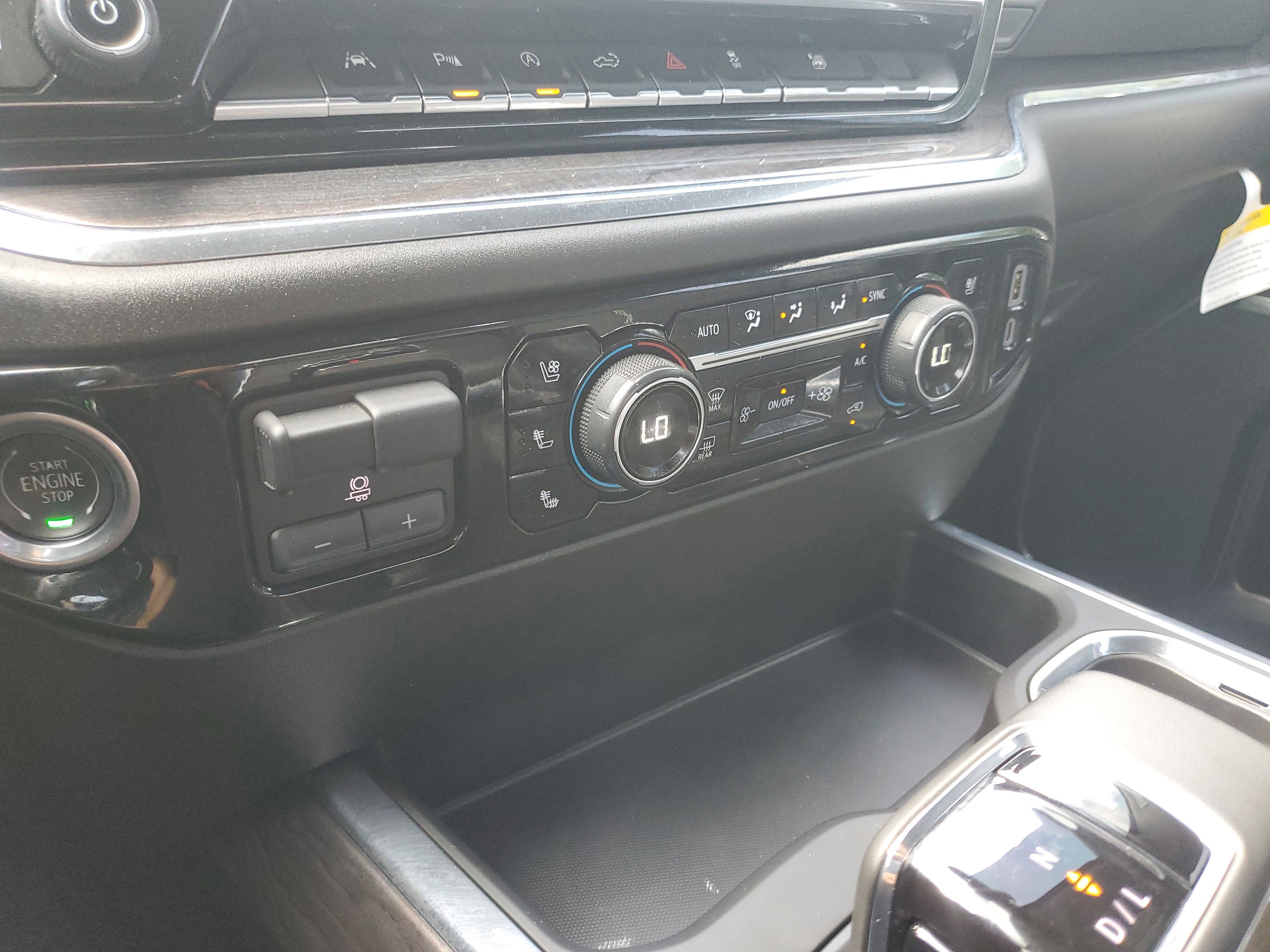 Used 2024 Chevrolet Silverado 1500 LTZ image 21