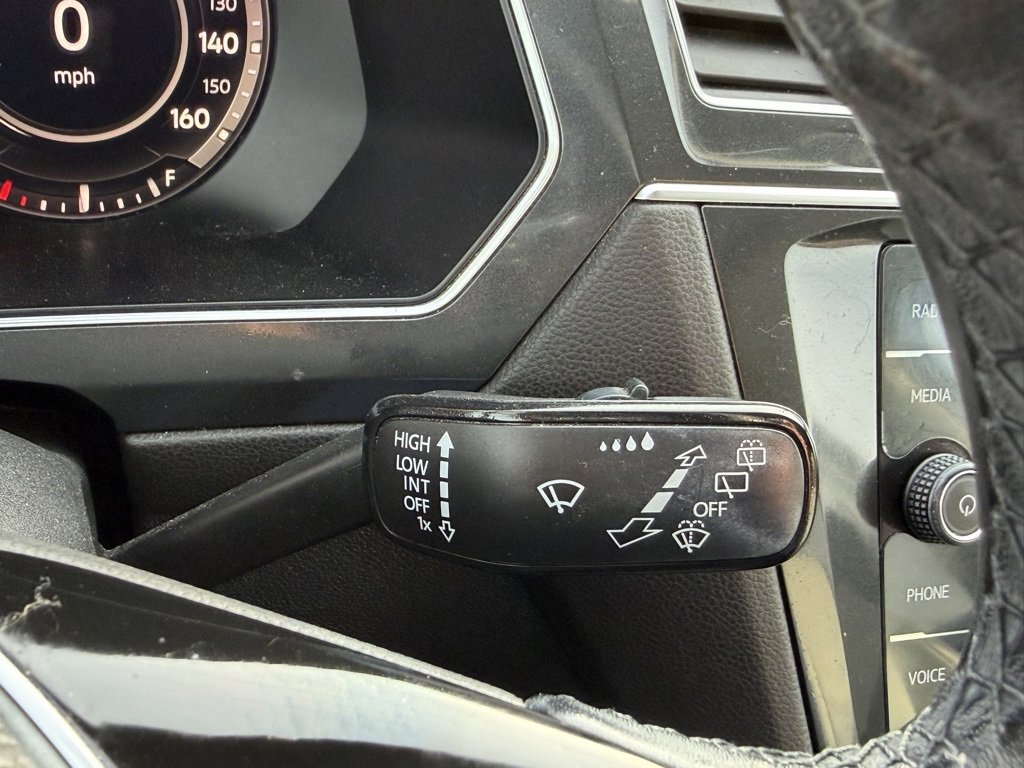 Used 2019 Volkswagen Tiguan SEL image 42