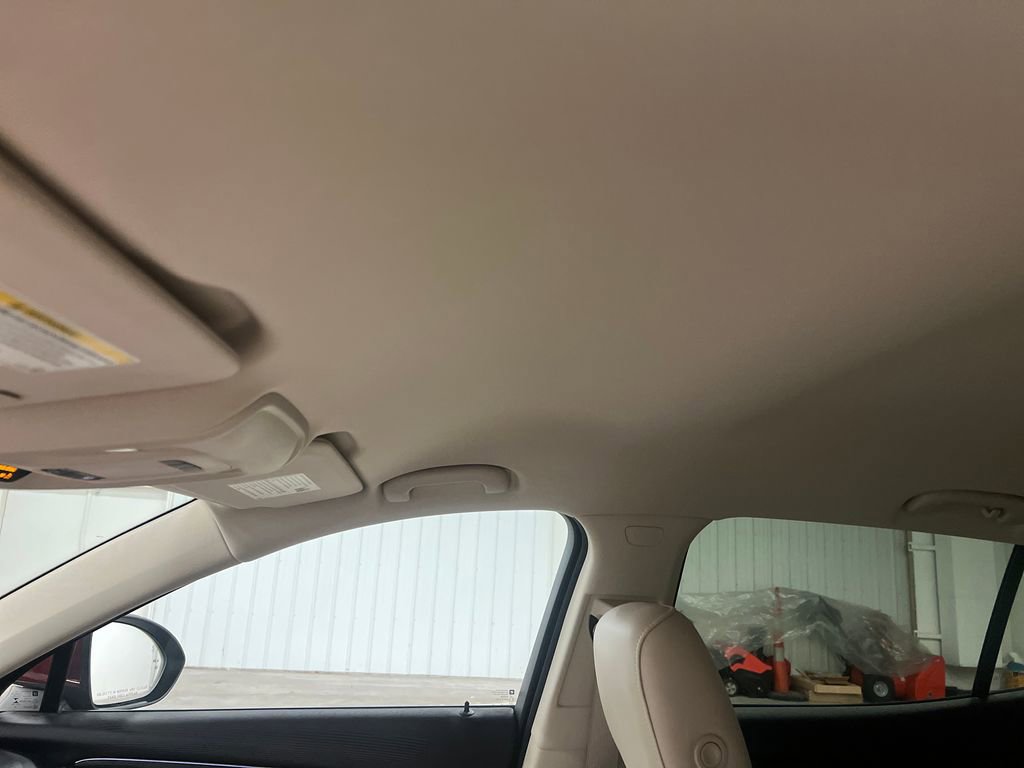 Certified 2021 Buick Envision Essence w/ Technology Package I AWD/4WD image 28