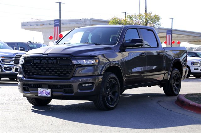 New 2026 RAM 1500 4x4 Crew Cab image 7